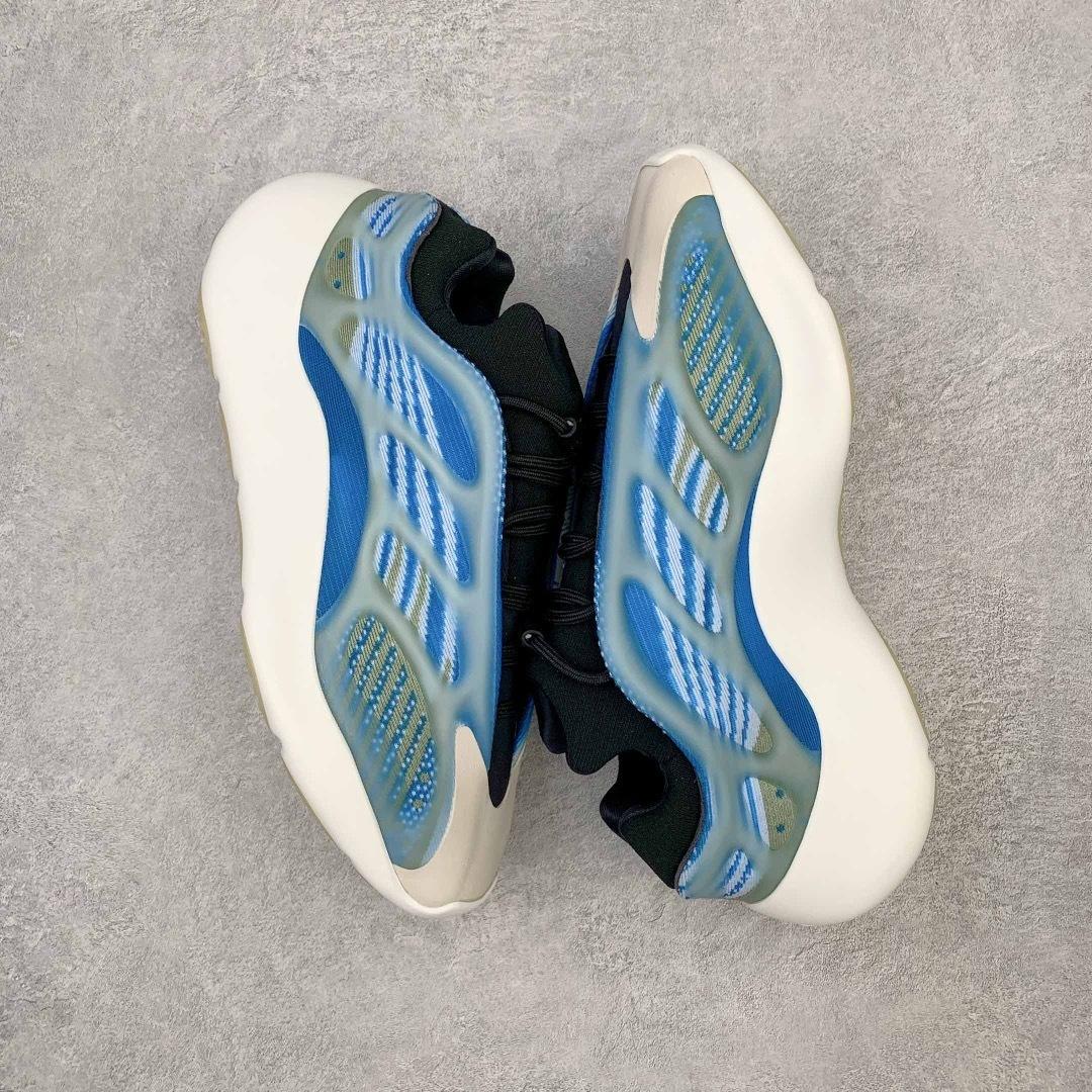 Adidas Yeezy -  Coconut 700V3 Blue White - Imagem 2